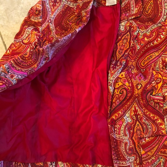 Blazer - Picture 3 of 4